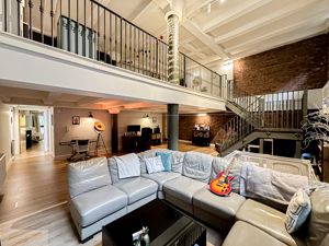 Photo 8- click for photo gallery